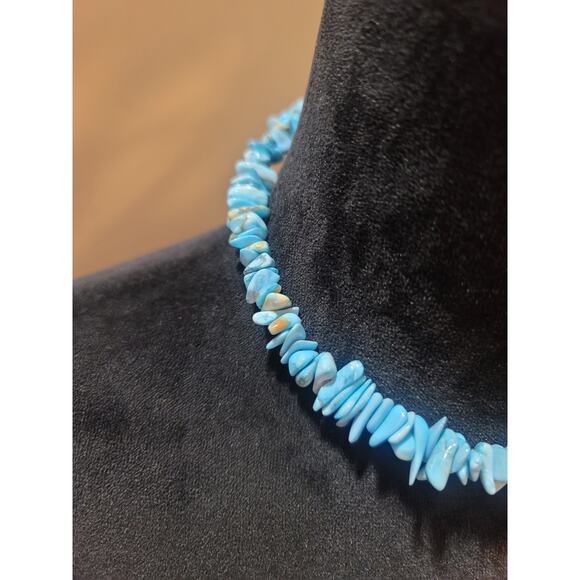 Women's Turquoise Chip Beaded Necklace With Magnetic Clasp Handmade Jewelry - Picture 4 of 5